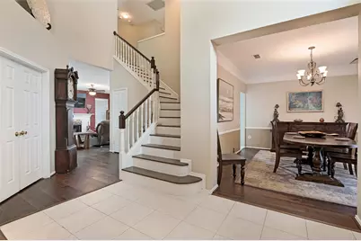 2320 Kingsley Drive, Grand Prairie, TX 75050 - Photo 2