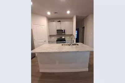 4000 Marble Falls, Farmersville, TX 75442 - Photo 4