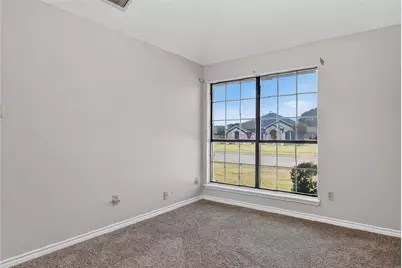 1001 Creek Valley Road, Mesquite, TX 75181 - Photo 8