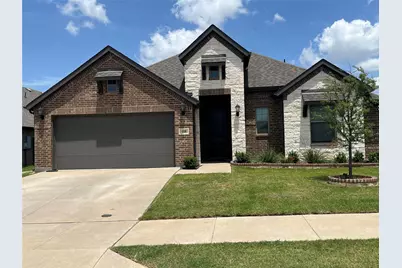 118 Jazlyn Drive, Keene, TX 76059 - Photo 2