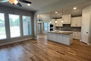 118 Jazlyn Dr, Keene, TX 76059 - Photo 6