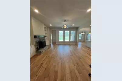 118 Jazlyn Drive, Keene, TX 76059 - Photo 4