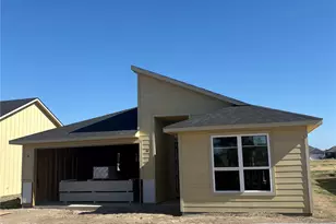 131 Walker Ln, Mabank, TX 75147 - Photo 1