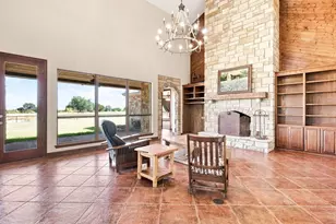 4350 Village Bend Rd, Mineral Wells, TX 76067 - Photo 10
