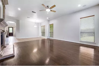 2043 Loma Alta Drive, Irving, TX 75063 - Photo 10
