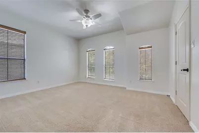 2043 Loma Alta Drive, Irving, TX 75063 - Photo 18