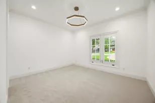 6828 Chevy Chase Ave, Dallas, TX 75225 - Photo 30