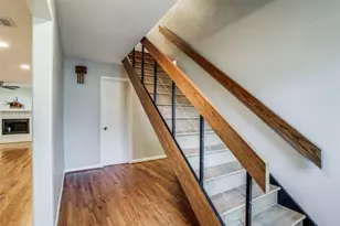 10940 Ferndale Rd, Dallas, TX 75238 - Photo 2