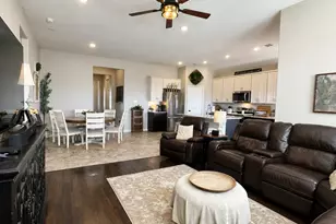 141 Trinity St, Grandview, TX 76050 - Photo 12