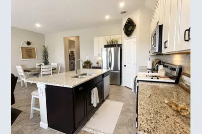 141 Trinity Street, Grandview, TX 76050 - Photo 8
