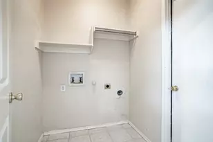 206 Meredith Ct, Irving, TX 75063 - Photo 22
