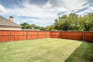 206 Meredith Ct, Irving, TX 75063 - Photo 26