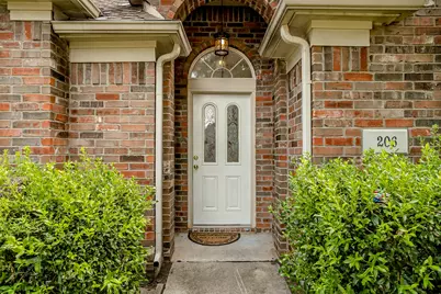 206 Meredith Court, Irving, TX 75063 - Photo 24