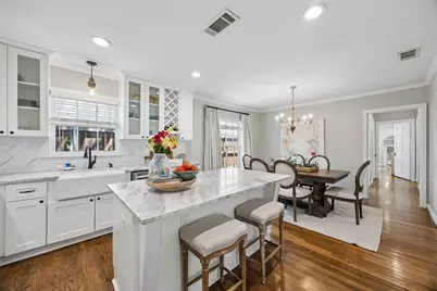 6203 Kenwood Avenue, Dallas, TX 75214 - Photo 1