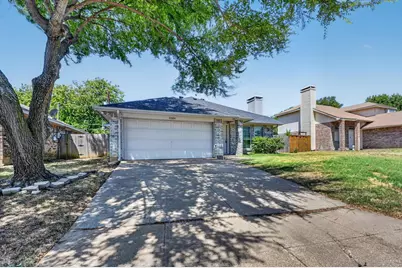 5204 Cornvalley Drive, Arlington, TX 76017 - Photo 2