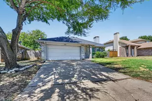 5204 Cornvalley Dr, Arlington, TX 76017 - Photo 2