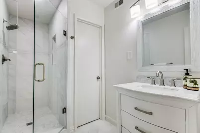 214 Scenic Drive, Highland Village, TX 75077 - Photo 2