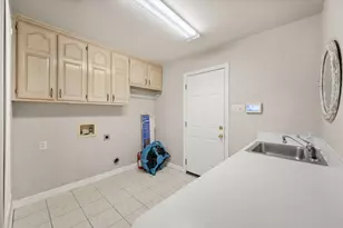 1388 Fairhaven Dr, Mansfield, TX 76063 - Photo 24