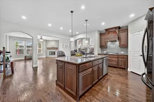 316 Jernigan Dr, Euless, TX 76040 - Photo 8