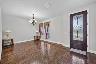 316 Jernigan Dr, Euless, TX 76040 - Photo 4