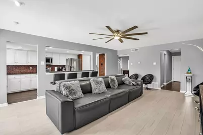 13340 Kit Lane #B09, Dallas, TX 75240 - Photo 8