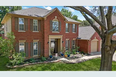 1086 Woodbriar Drive, Grapevine, TX 76051 - Photo 2