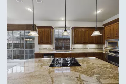 6400 Castle Rock Circle, McKinney, TX 75071 - Photo 12