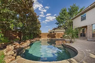 6400 Castle Rock Cir, McKinney, TX 75071 - Photo 32