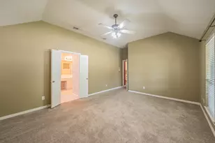 8152 Vine Wood Dr, North Richland Hills, TX 76182 - Photo 20