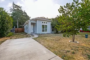 214 Lewis St, Waxahachie, TX 75165 - Photo 1