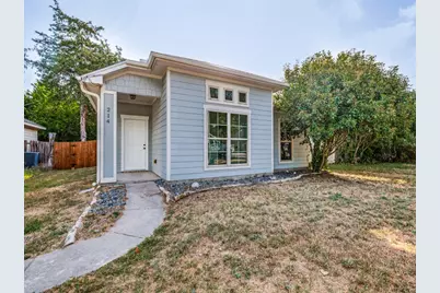 214 Lewis Street, Waxahachie, TX 75165 - Photo 2