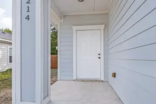 214 Lewis St, Waxahachie, TX 75165 - Photo 4