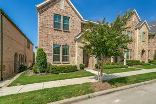 237 McConathy Wy, Flower Mound, TX 75028 - Photo 2
