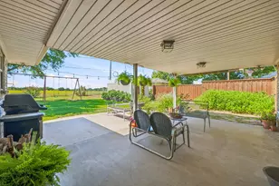 136 Chaparral Dr, Graham, TX 76450 - Photo 24