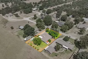 136 Chaparral Dr, Graham, TX 76450 - Photo 32
