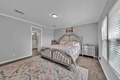 2453 S Valley Ridge Drive, Granbury, TX 76048 - Photo 16
