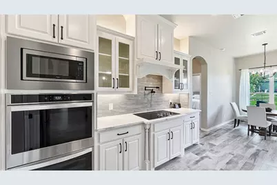 3709 Tremont Lane, Granbury, TX 76049 - Photo 8