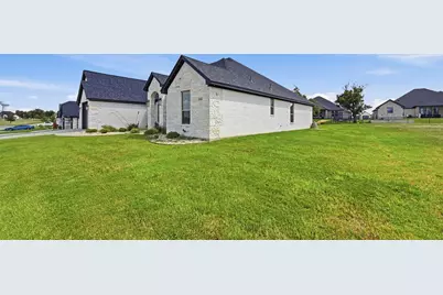3709 Tremont Lane, Granbury, TX 76049 - Photo 22