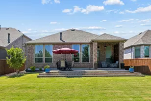 1425 Appaloosa Dr, Aubrey, TX 76227 - Photo 2