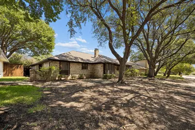 6017 Timber Creek Lane, Dallas, TX 75248 - Photo 2