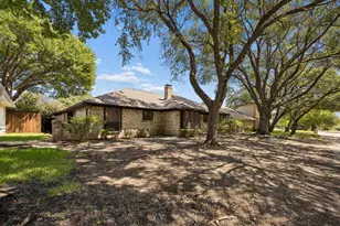 6017 Timber Creek Ln, Dallas, TX 75248 - Photo 2