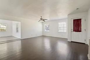 3102 Abbey Rd, Carrollton, TX 75007 - Photo 4