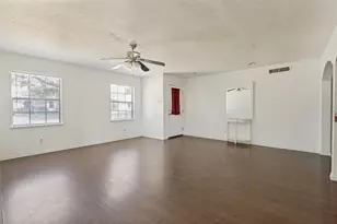 3102 Abbey Rd, Carrollton, TX 75007 - Photo 6