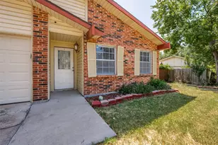 3102 Abbey Rd, Carrollton, TX 75007 - Photo 2