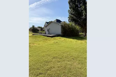 303 E 5th Street, Prosper, TX 75078 - Photo 4