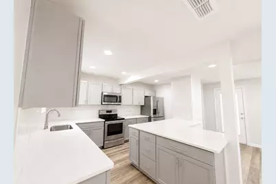 4142 Victoria Street, Irving, TX 75062 - Photo 10