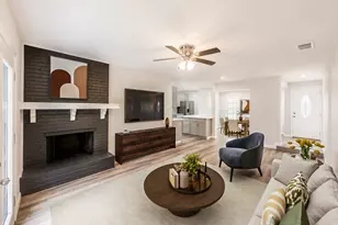 4142 Victoria St, Irving, TX 75062 - Photo 8