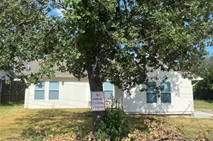 1206 Red Bud St, Little Elm, TX 75068 - Photo 2