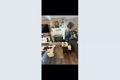 5619 Thunderbird Court #B, Granbury, TX 76049 - Photo 10
