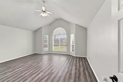 1033 Suffolk Lane Lane, Cedar Hill, TX 75104 - Photo 10